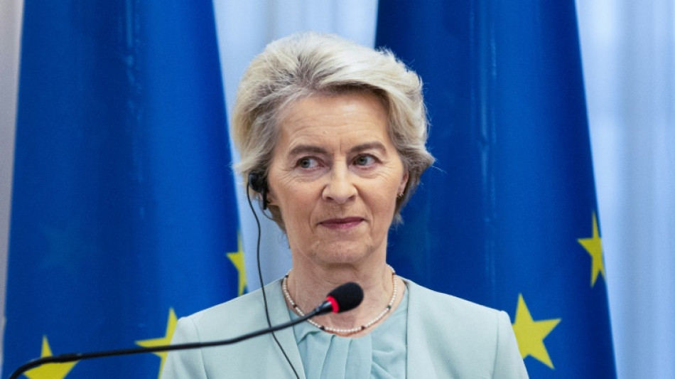 UE vai propor nova lei para facilitar expuls&atilde;o de migrantes irregulares