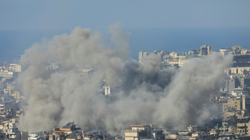 Bombardeios israelenses no L&iacute;bano e Gaza matam dezenas, incluindo porta-voz do Hezbollah