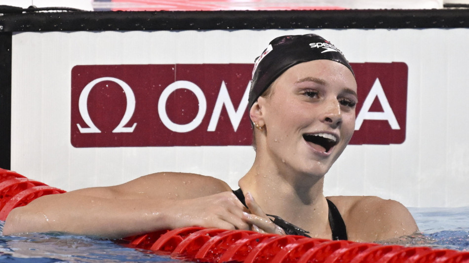 Nuoto, la canadese McIntosh record mondiale anche nei 200 misti