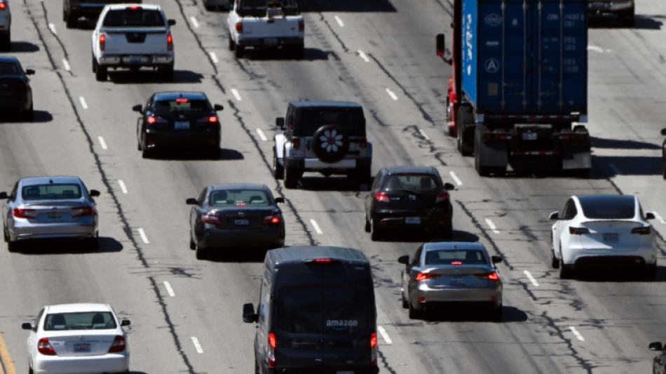 Amazon desarrollar&aacute; una flota de autos el&eacute;ctricos para entregas en Europa