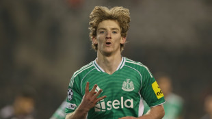 Newcastle atropela Qarabag (6-1) e encaminha vaga nas oitavas da Champions