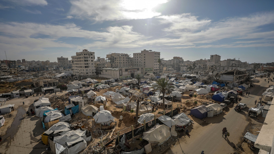 Ong, droni israeliani colpiscono nave con aiuti diretta a Gaza