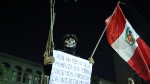 Al menos 19 heridos en protestas contra el gobierno en Perú el fin de semana