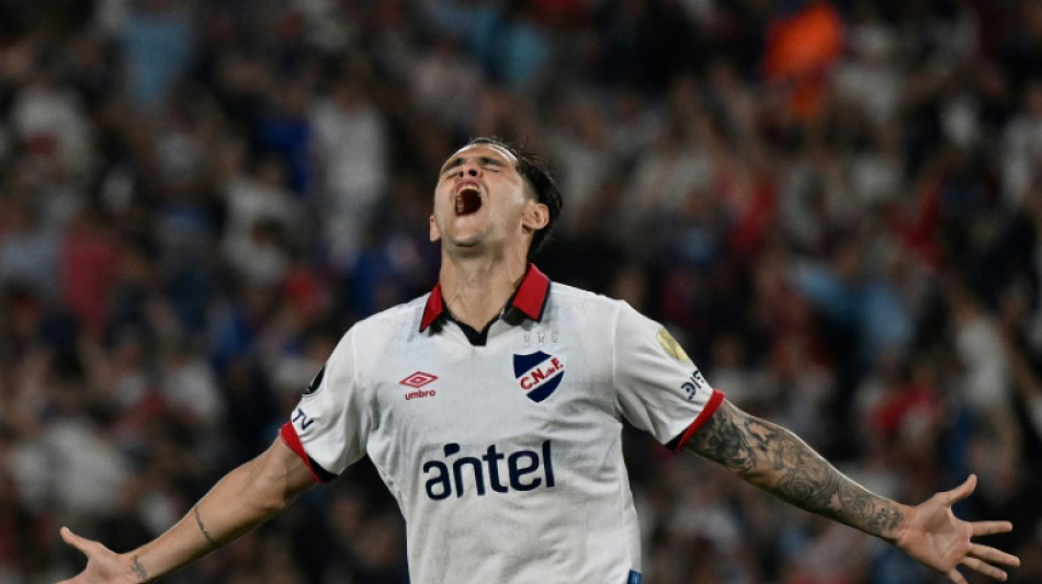 Nacional do Uruguai vence Always Ready nos p&ecirc;naltis e vai &agrave; fase de grupos da Libertadores