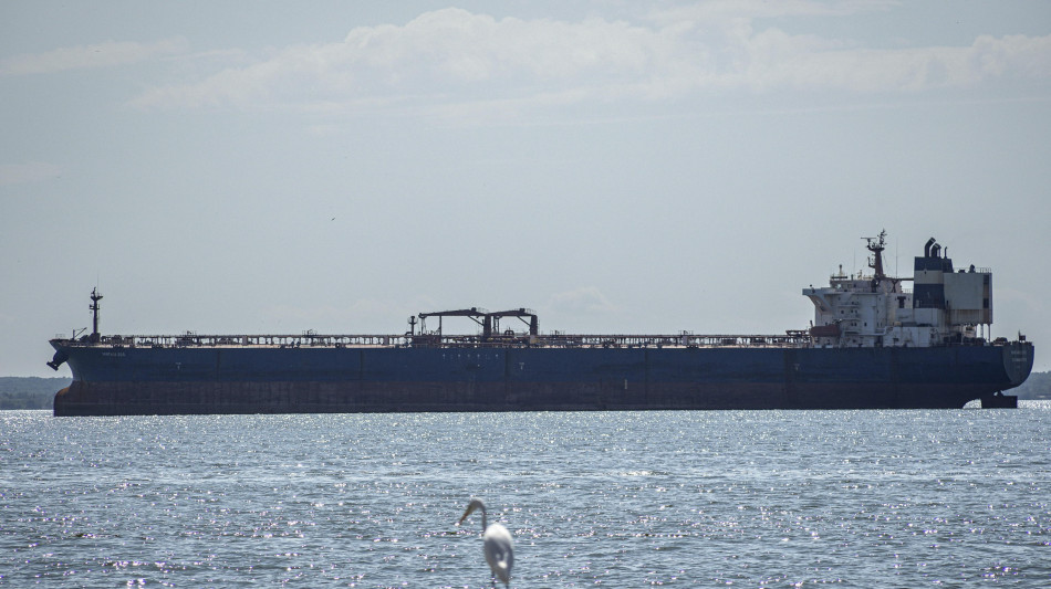 Ue, 'contatti ad alto livello con Usa su scorte petrolio e diesel'