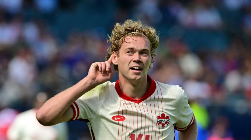 Canad&aacute; vence EUA (2-1) em amistoso em Kansas City