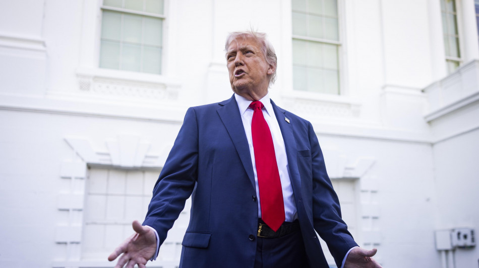 Trump attacca la sentenza sui dazi, 'politica e orribile'