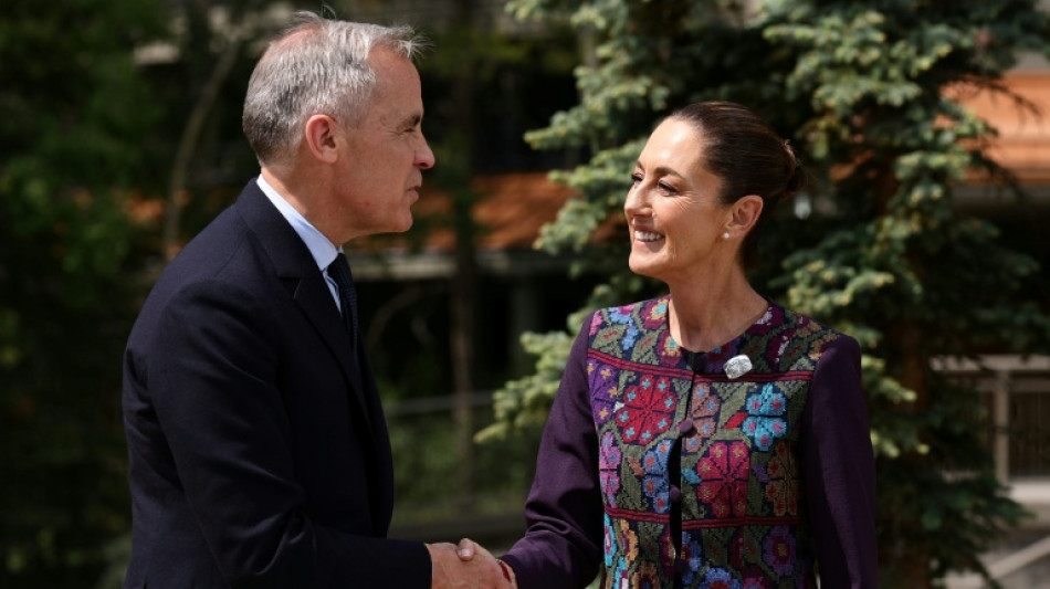 Canada, Mexico leaders meet amid US tariff war
