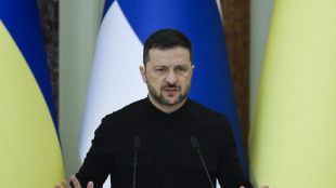 Zelensky, oltre 3.500 droni e 190 missili russi da inizio mese