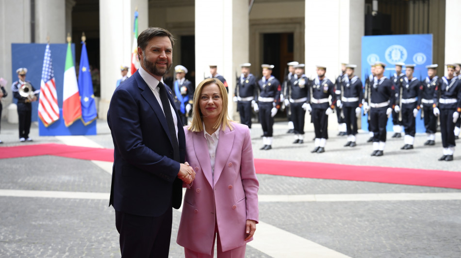Vance, con Meloni negoziato commerciale anche con Ue