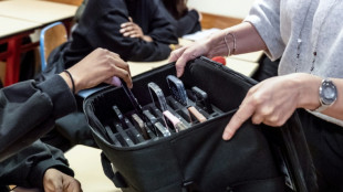 Su&eacute;cia planeja proibir celulares em escolas de n&iacute;veis fundamental e m&eacute;dio