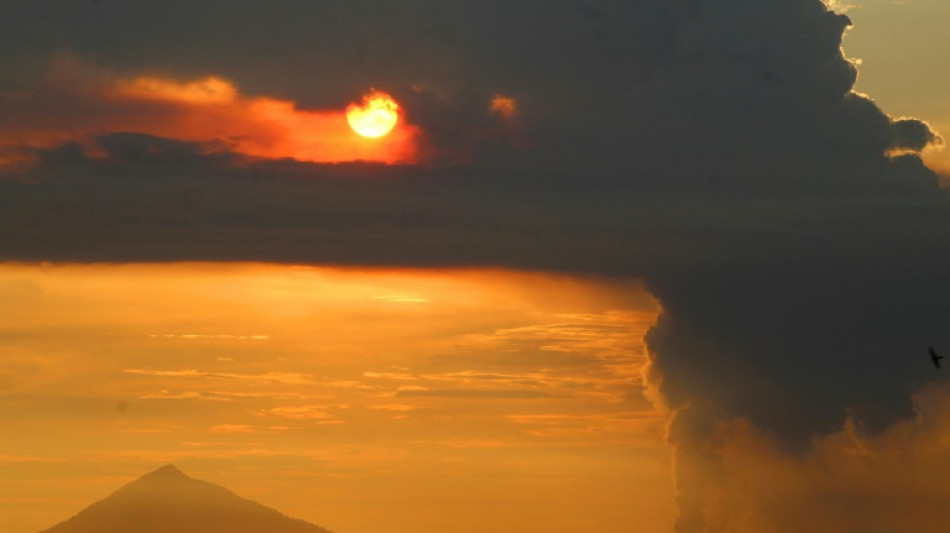 Beh&ouml;rden in Indonesien erh&ouml;hen Warnstufe f&uuml;r Vulkan Anak Krakatau