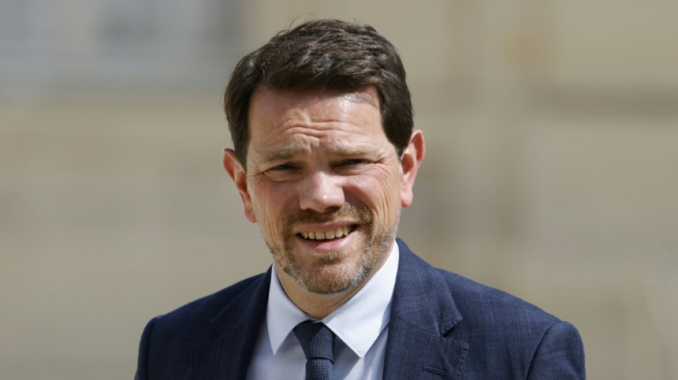 Macron anuncia una ley urgente para reparar los da&ntilde;os de los disturbios
