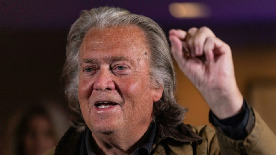 Ex-conselheiro deixa a pris&atilde;o e come&ccedil;a a fazer campanha para Trump