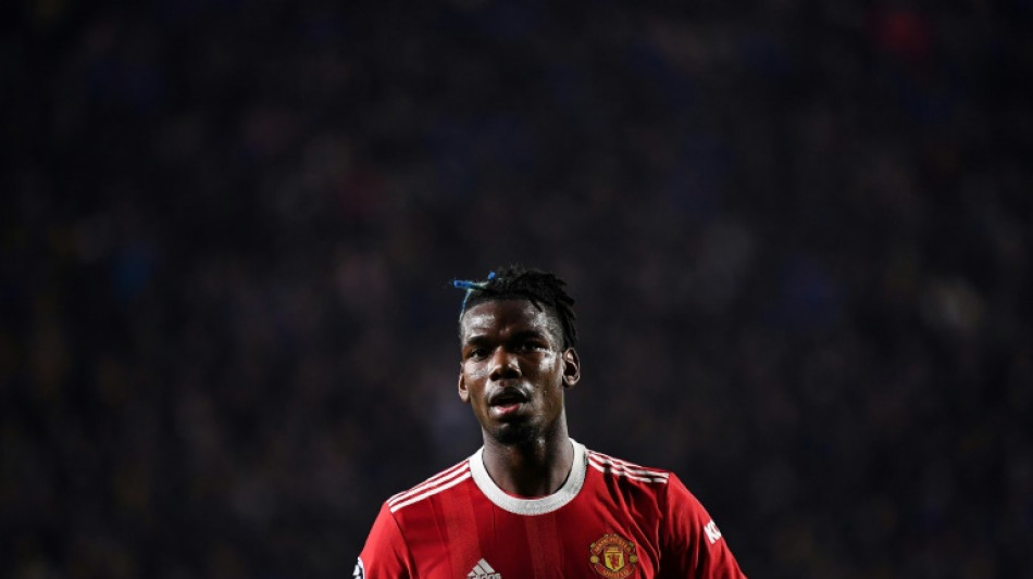 Guin&eacute;e: Pogba accueilli par des milliers de fans avant un match caritatif