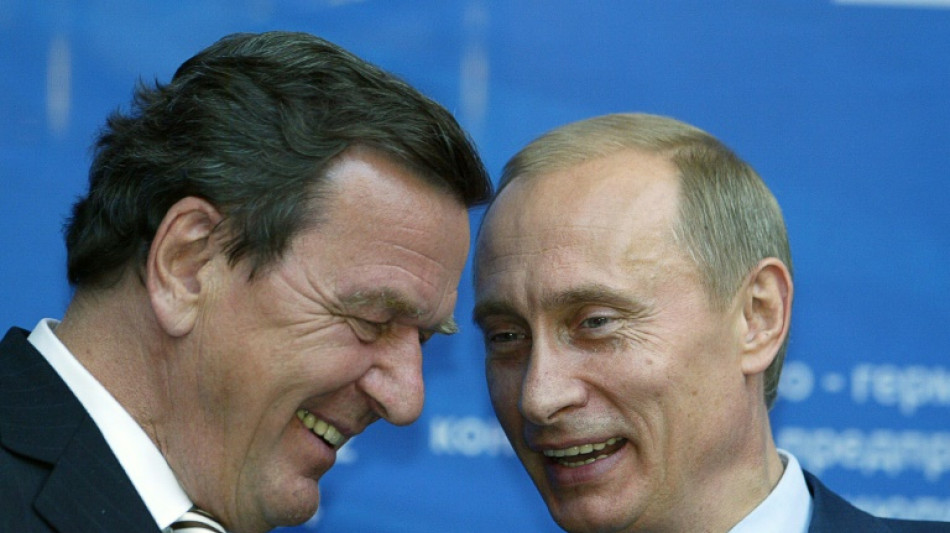 Bundesregierung nicht &uuml;ber angeblichen Schr&ouml;der-Besuch in Moskau informiert
