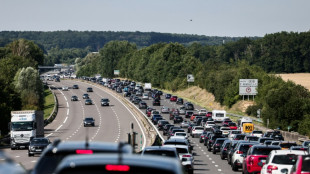 Plus d'un Français sur cinq jette des déchets sur l'autoroute, selon une étude