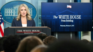Casa Branca critica 'abuso de poder' de ju&iacute;zes ap&oacute;s bloqueio de decis&otilde;es de Trump