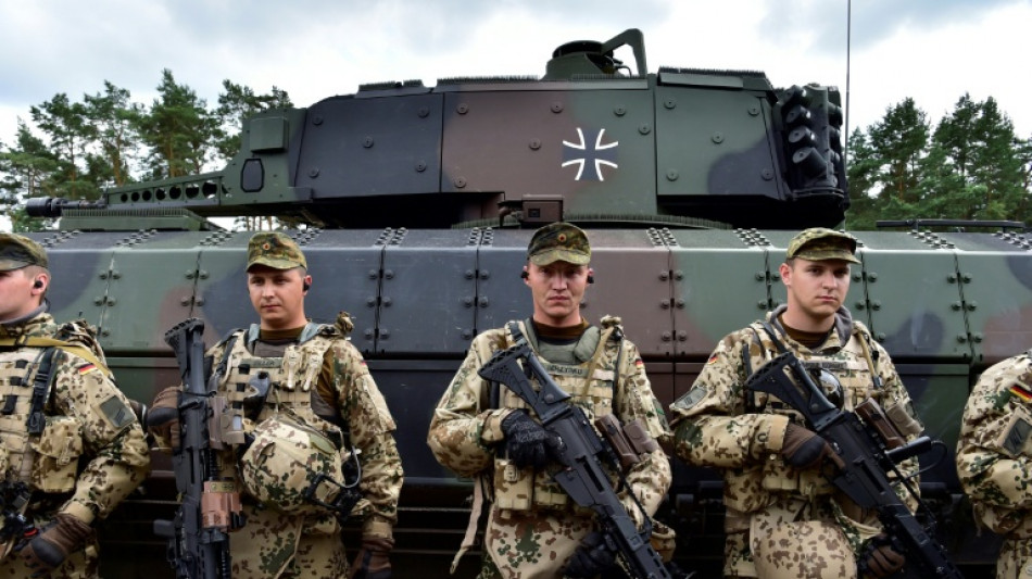 Wehrbeauftragter Otte fordert bessere Ausstattung der Bundeswehr