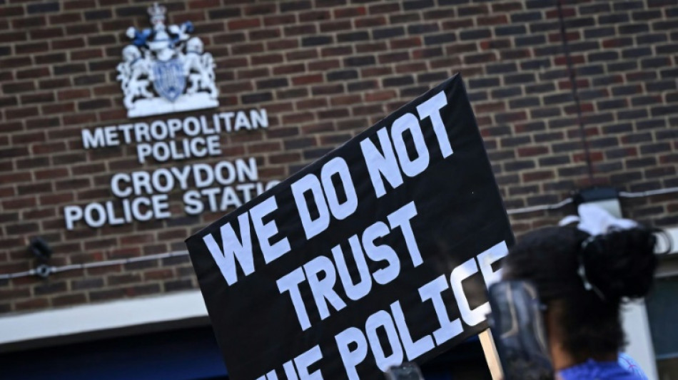 Sancionados m&aacute;s de 1.000 polic&iacute;as en Londres tras una serie de esc&aacute;ndalos