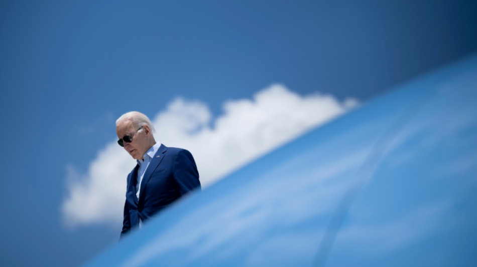 Biden test&eacute; positif au Covid-19 jeudi, "sympt&ocirc;mes tr&egrave;s l&eacute;gers" 