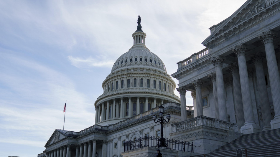 Senato Usa approva misura per mettere fine a shutdown