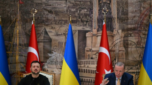 Turquia se oferece para sediar di&aacute;logos de paz entre R&uacute;ssia e Ucr&acirc;nia