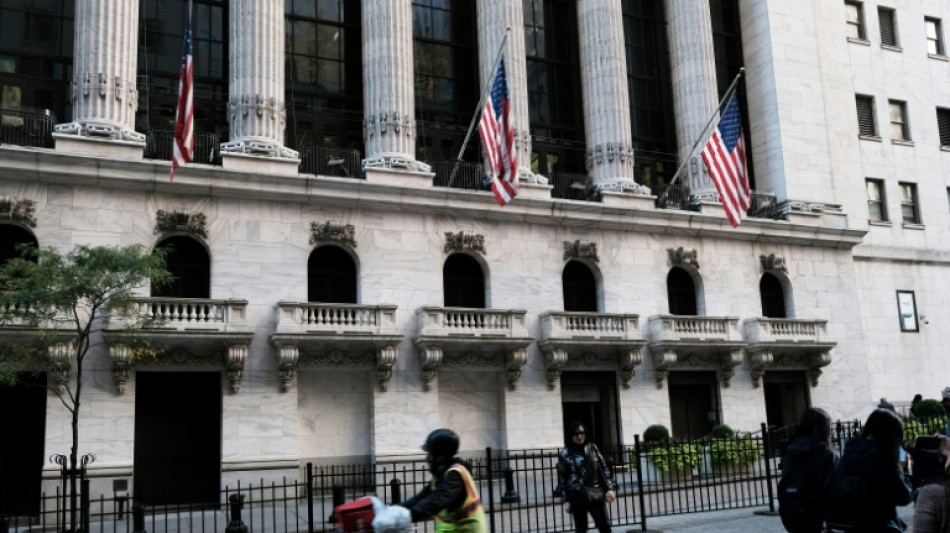 Wall Street &eacute;volue de fa&ccedil;on divis&eacute;e la veille des &eacute;lections au Congr&egrave;s