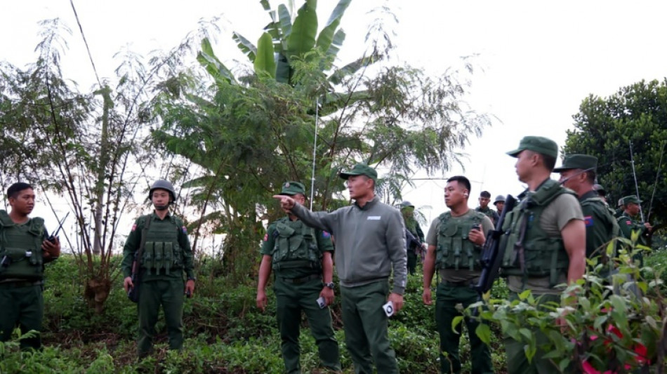 Combates entre Ex&eacute;rcito e rebeldes deixam milhares de deslocados em Mianmar