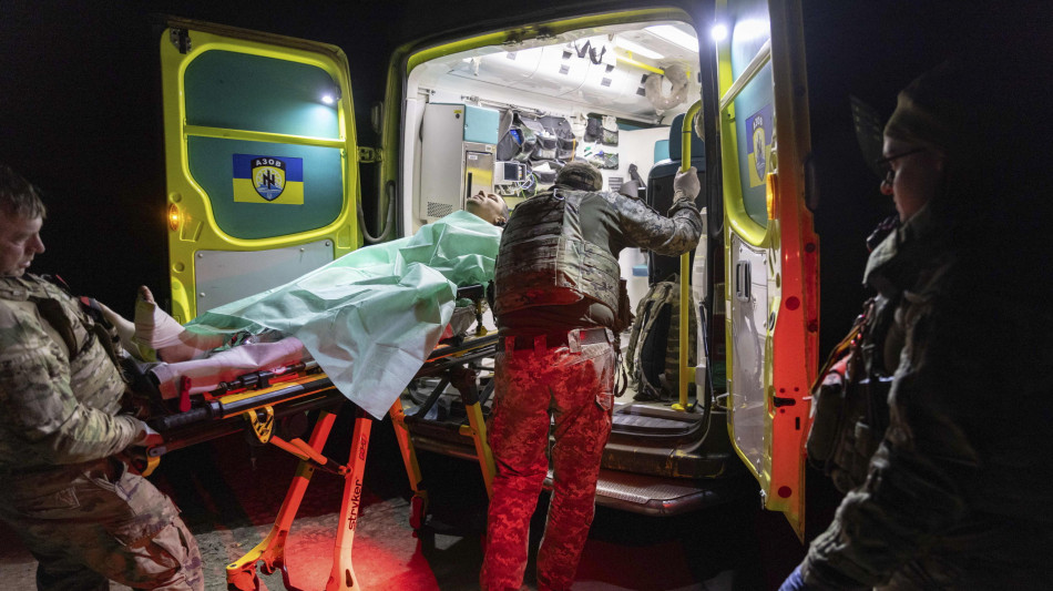 Attacco russo con droni su Kharkiv, nove feriti