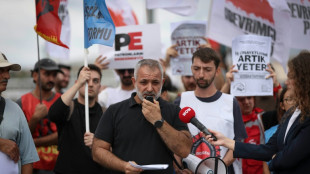 Ataque russo contra navio no Mar Negro deixa dois mortos, segundo Ucr&acirc;nia