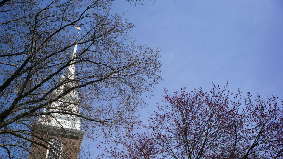 Cina, 'Usa politicizzano istruzione con bando su Harvard'