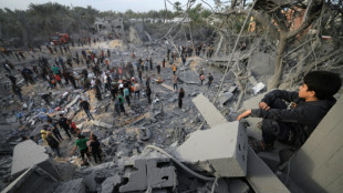 Palestinos deslocados no sul de Gaza querem tr&eacute;gua para voltar para casa