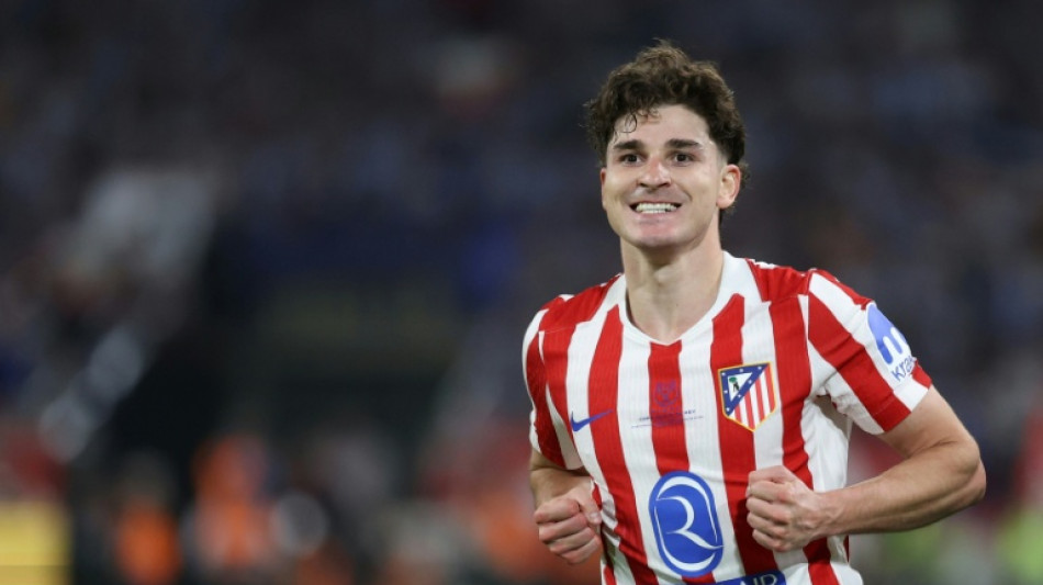 Juli&aacute;n &Aacute;lvarez, en la encrucijada