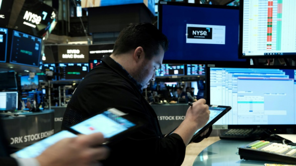 Wall Street termine en ordre dispers&eacute;, la tech se replie
