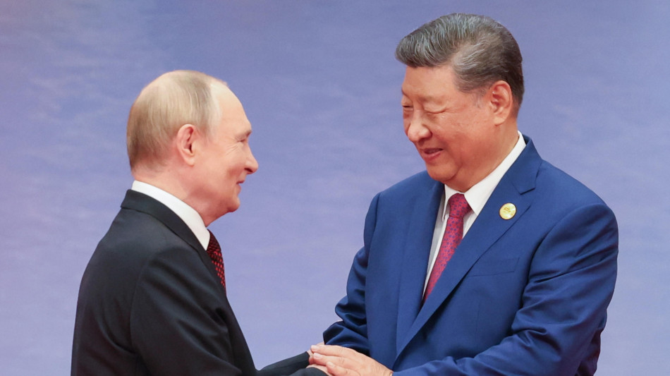 Cremlino, Putin e Xi hanno discusso del vertice in Alaska