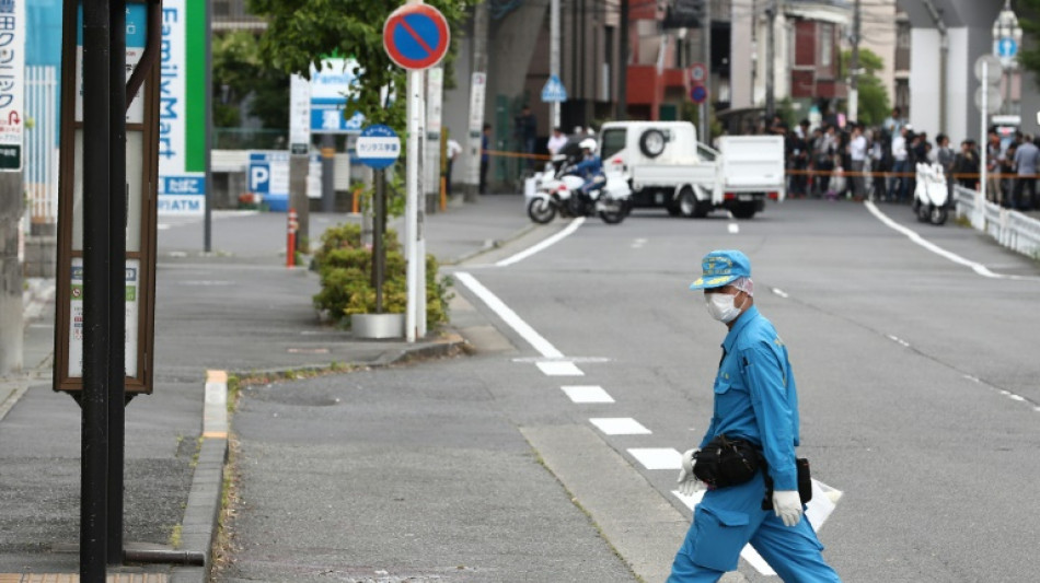 Un enajenado mata a una mujer y a dos policías en Japón