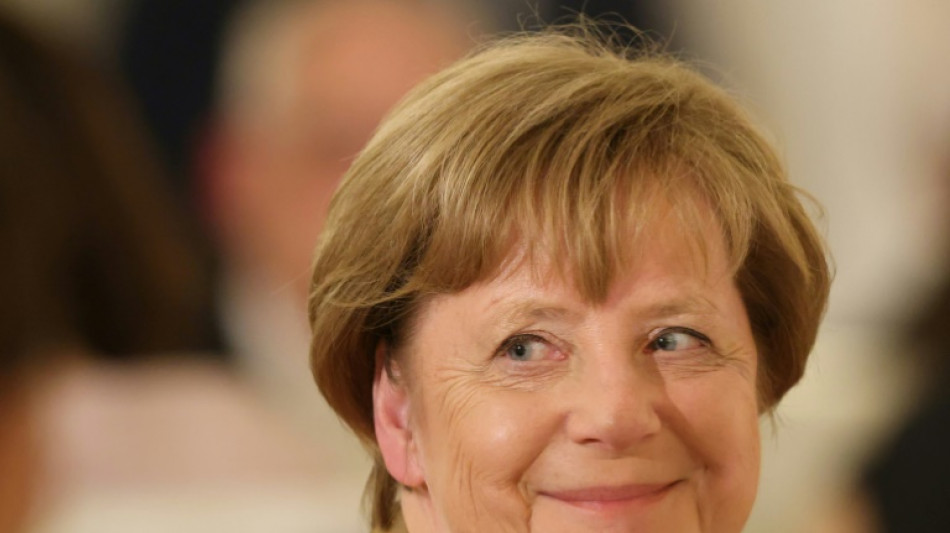 Merkel d&eacute;cor&eacute;e de la plus haute distinction allemande malgr&eacute; un bilan critiqu&eacute;