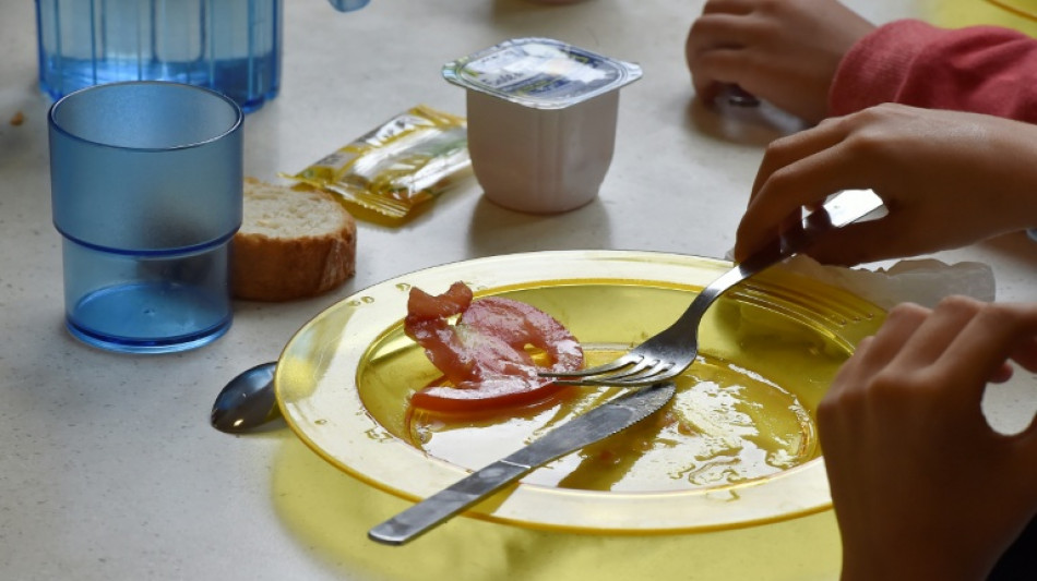 L'interdiction du plastique dans les cantines scolaires en question, le gouvernement entend la "s&eacute;curiser juridiquement"