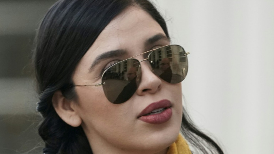 Esposa de narcotraficante 'El Chapo' deixa pris&atilde;o nos EUA
