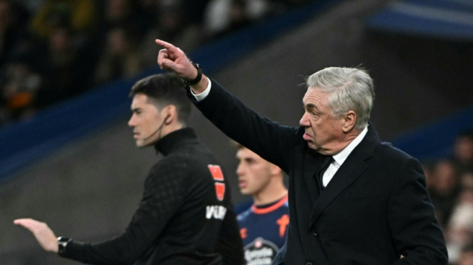 Vin&iacute;cius J&uacute;nior 'quer fazer hist&oacute;ria' no Real Madrid, diz Ancelotti