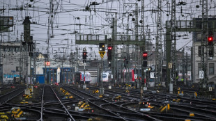 Brandanschlag auf Bahnstrecke Duisburg-Düsseldorf führt zu Verspätungen