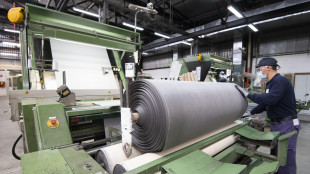 Istat, produzione industriale a marzo +0,1%, -1,8% su anno