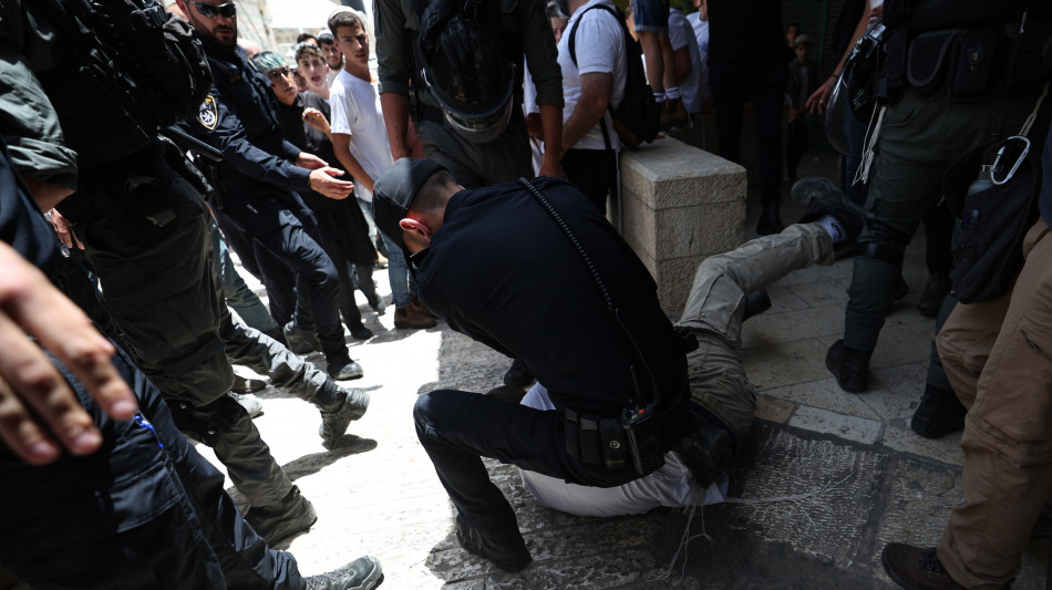 Giovani ebrei aggrediscono musulmani nella Citt&agrave; Vecchia