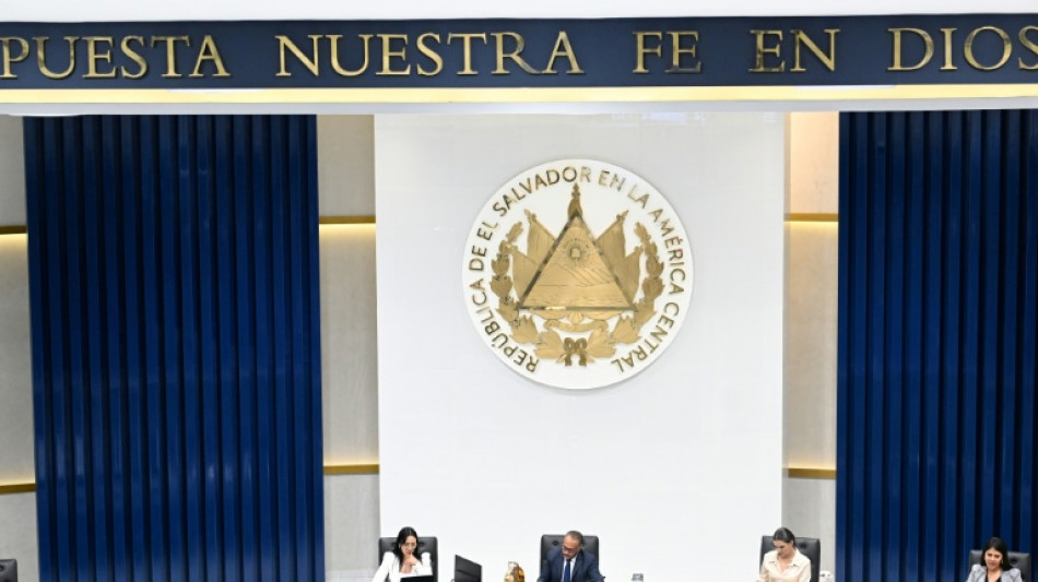 ONGs denunciam 'golpe de misericórdia' contra democracia em El Salvador