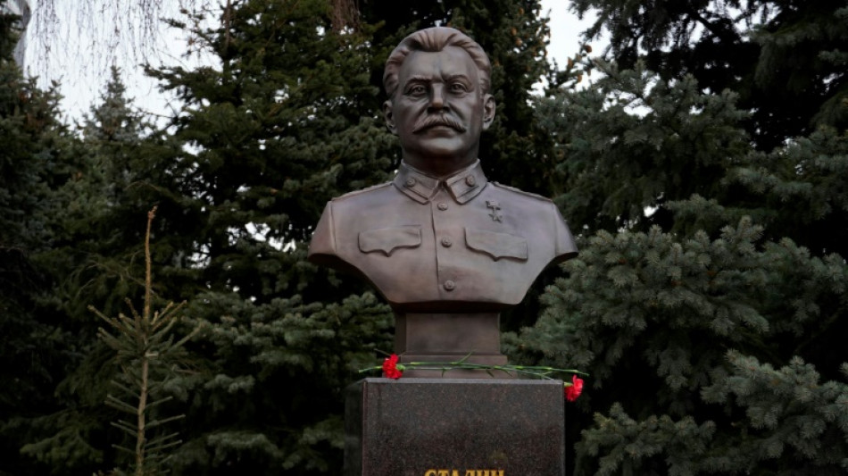 La Russie c&eacute;l&egrave;bre les 80 ans de la victoire &agrave; Stalingrad, en pleine offensive en Ukraine