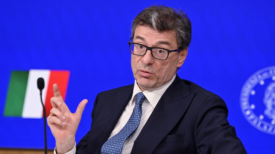 Giorgetti: 'Vannacci non &egrave; della Lega'