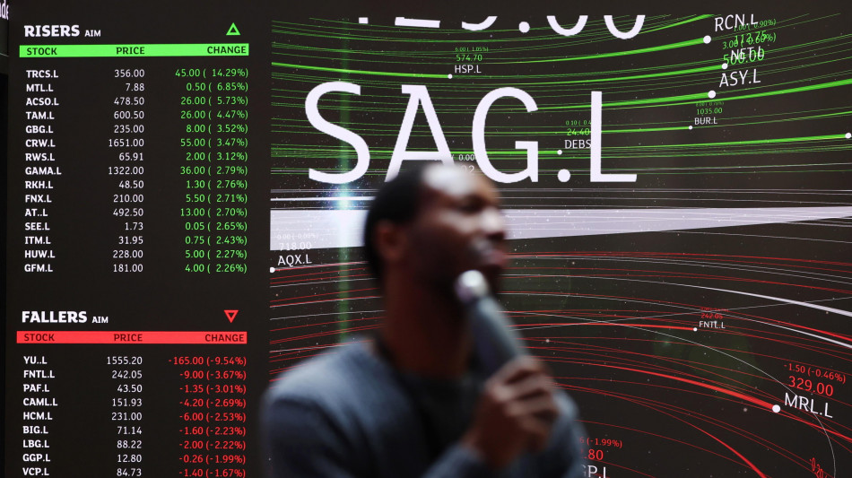 Borsa: Europa bene nel finale, dati Usa allontanano rialzo Fed, Milano +0,4%