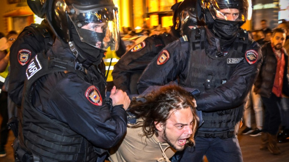 Importante intercambio de prisioneros entre Kiev y Mosc&uacute;, que moviliza su reserva