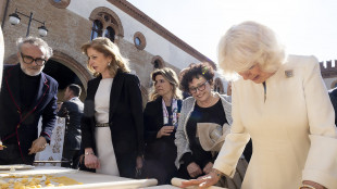 I reali in piazza, Camilla tira la sfoglia con chef Bottura